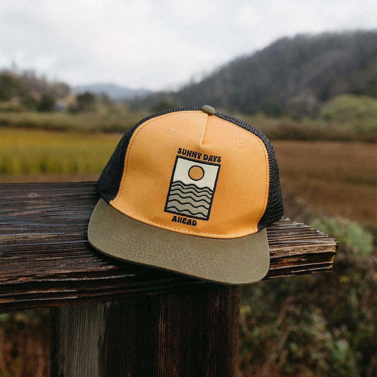 Sunny Days Ahead Hat - Trek Light